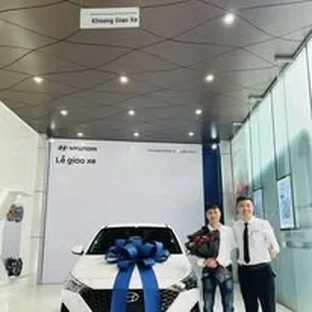 Hình ảnh hoạt động tư vấn xe tại Sơn La